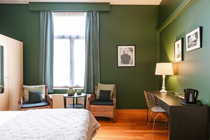 Room 20 of 44
