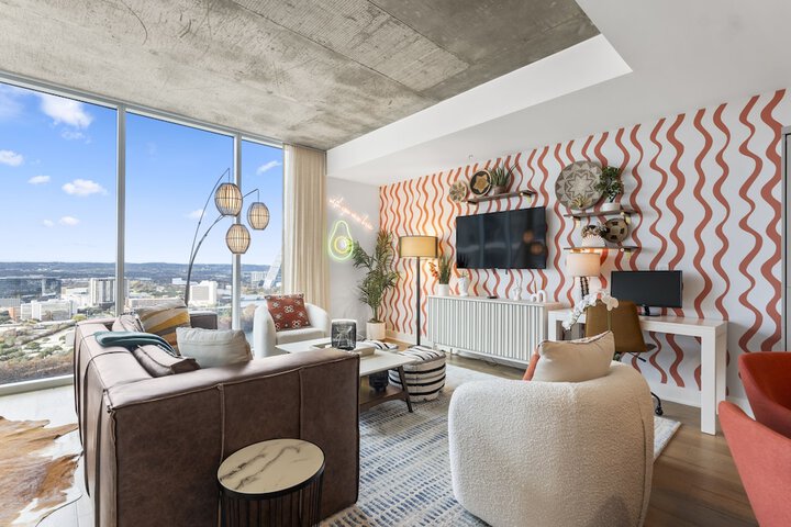 Room 537 of 860