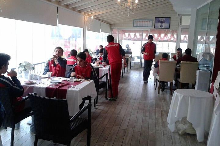 Dining 46 of 69