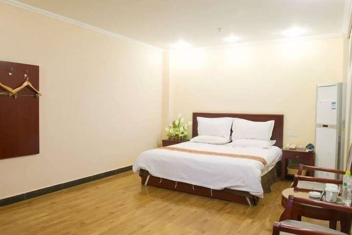 Room 20 of 72