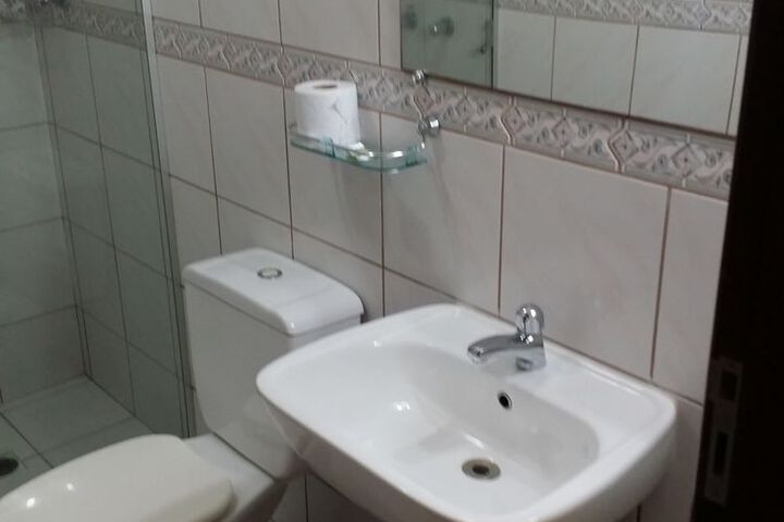 Room 10 of 30