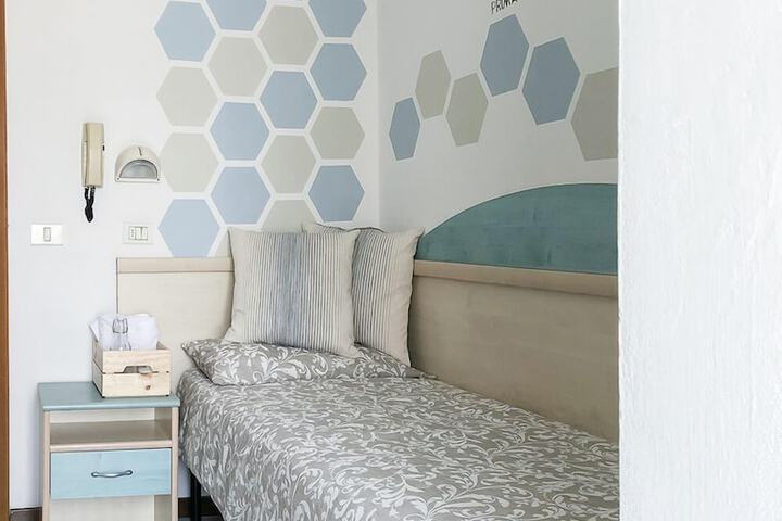 Room 34 of 55