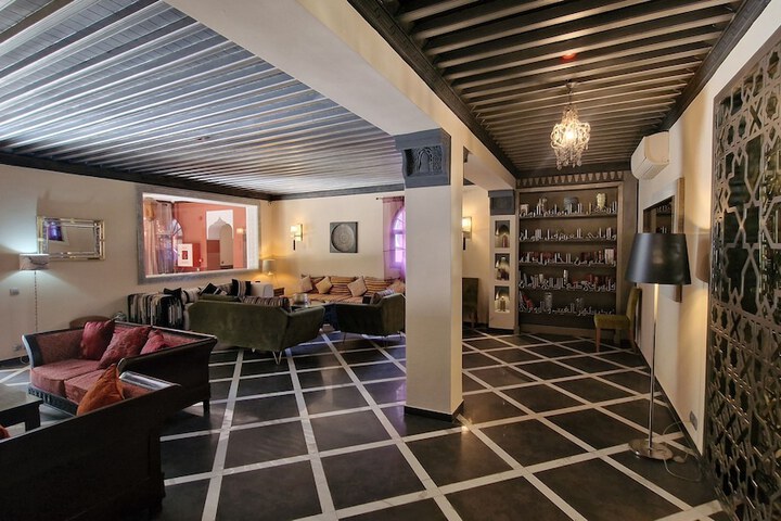 Hotel Interior 7 of 99