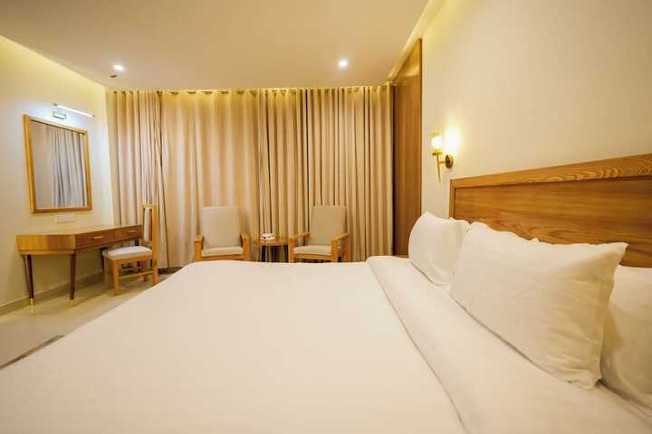 Room 5 of 37