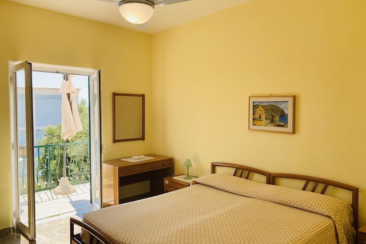 Room 29 of 72