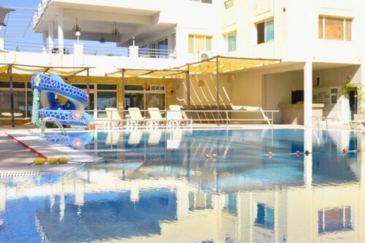 Pool 31 of 58