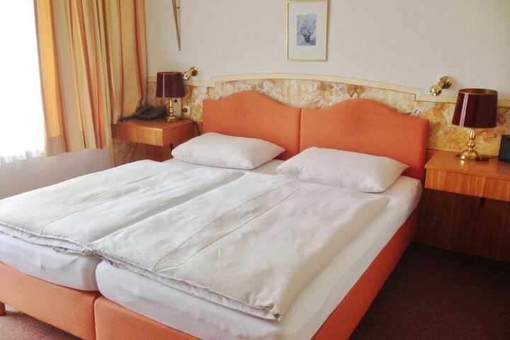 SCHLOHOTEL OTH