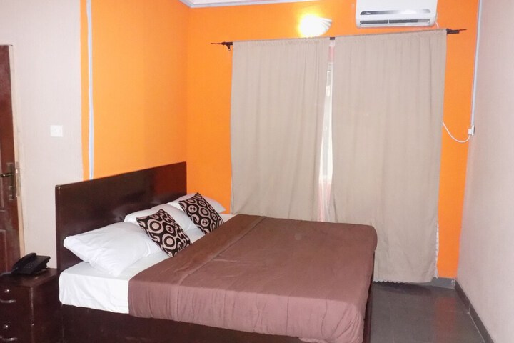 Room 8 of 46