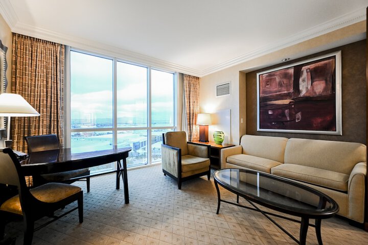 Room 22 of 438