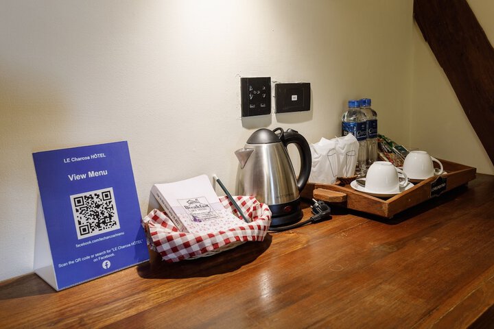 Breakfast/Coffee Service 80 of 193