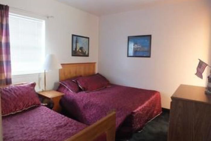 Room 12 of 22