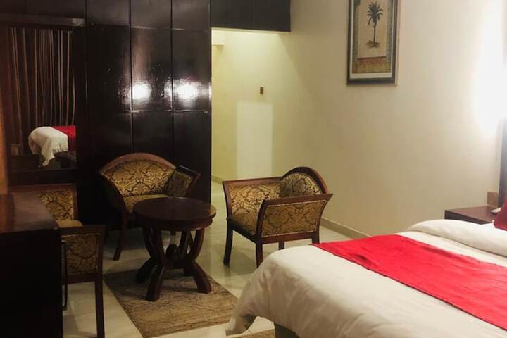 Room 17 of 29