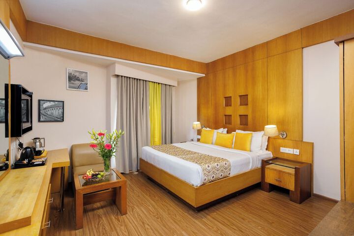 Room 6 of 22