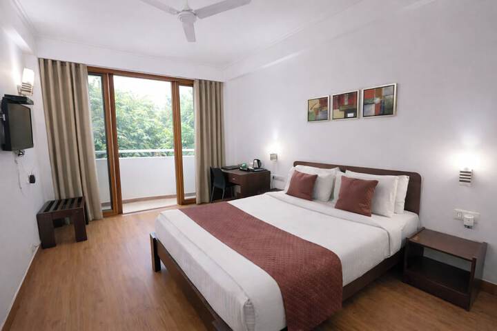 Room 20 of 32
