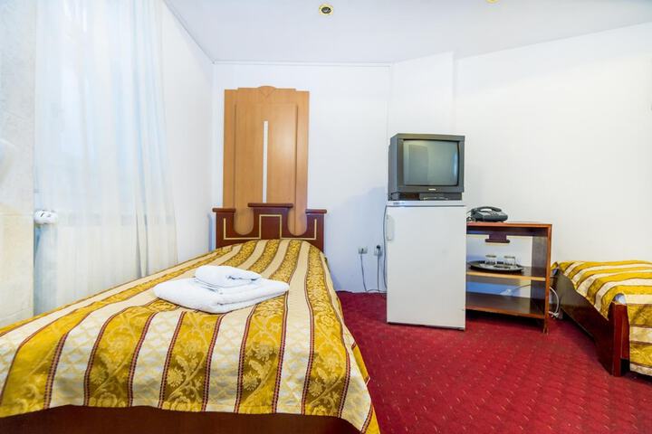 Room 27 of 52