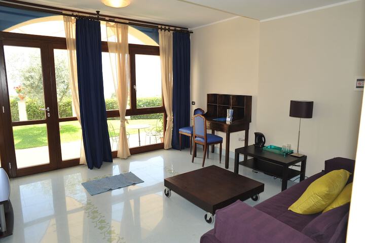 Room 14 of 94