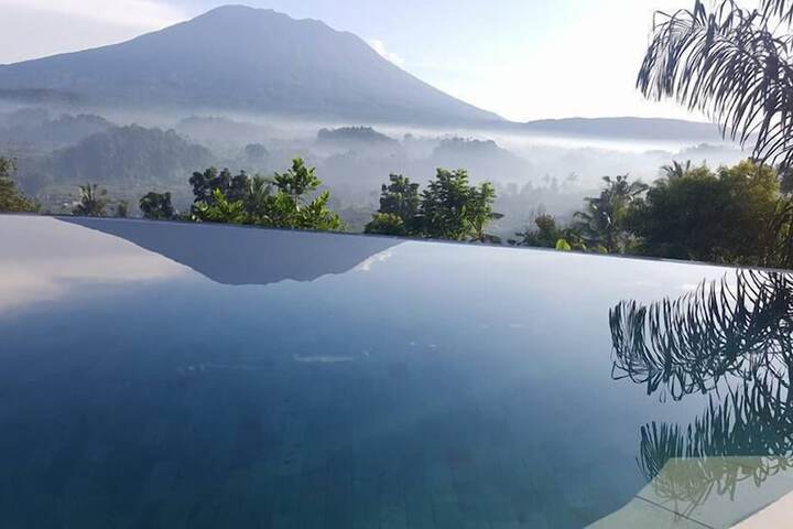 Pool 18 of 26
