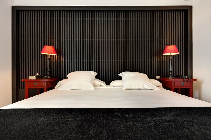Room 8 of 55