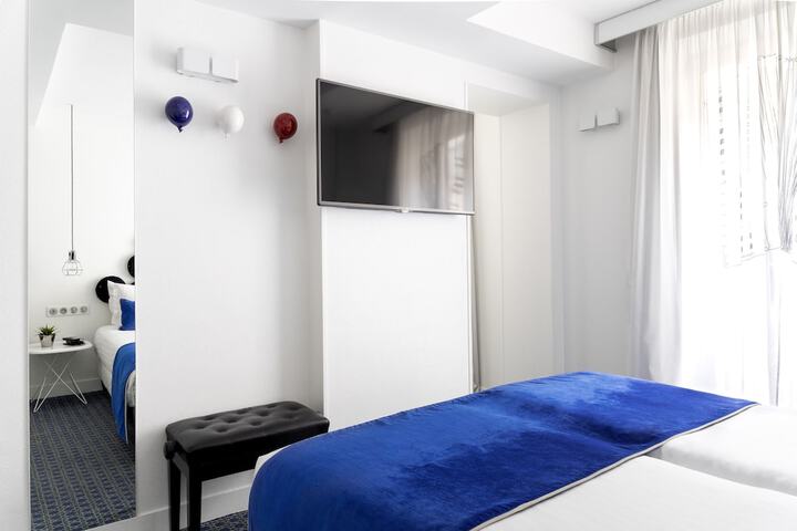Room 30 of 114