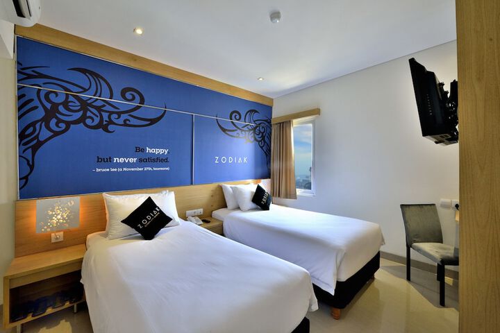 Room 8 of 28