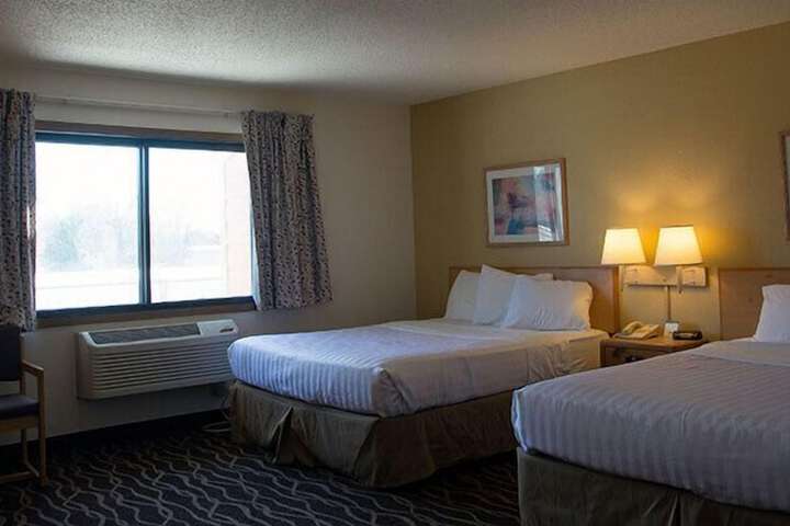Room 9 of 23