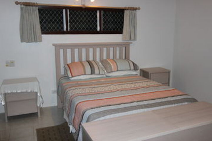 Room 11 of 24