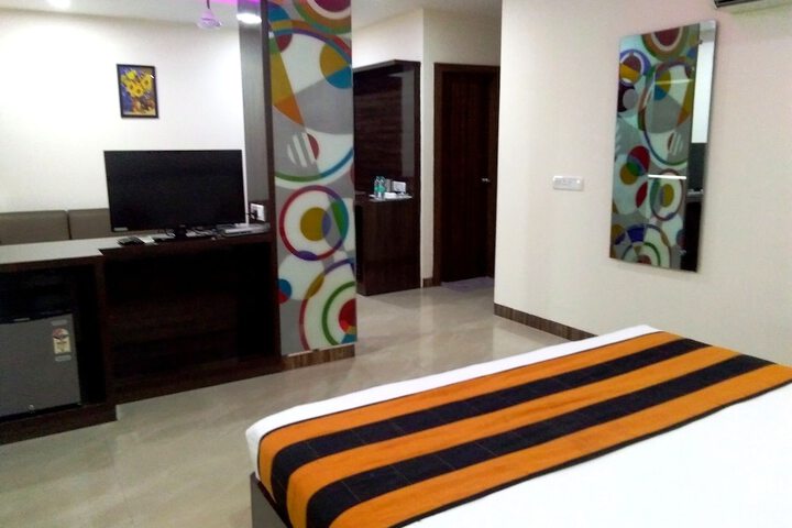 Room 29 of 54