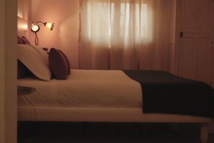 Room 17 of 32