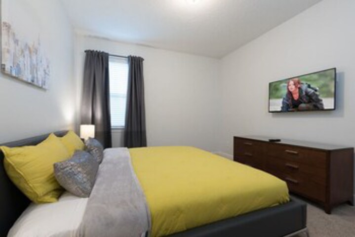 Room 35 of 41