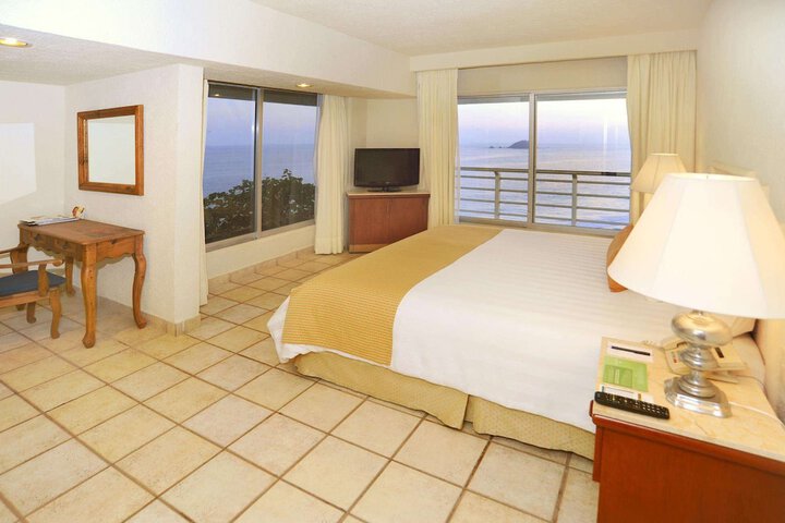 Room 17 of 52