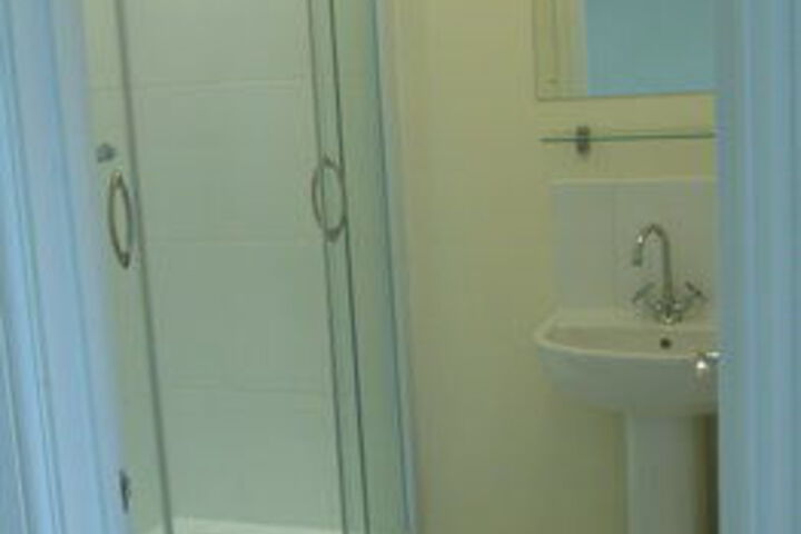 Room 8 of 35