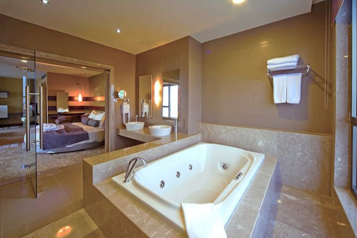 Bathroom Interior Photo