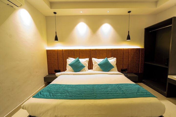 Room 42 of 109
