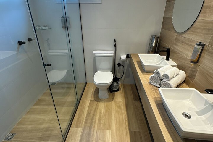 Room 15 of 40