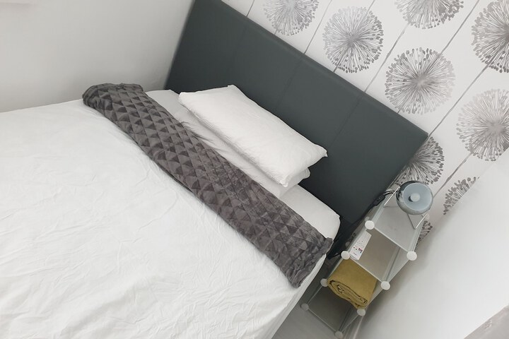 Room 15 of 46