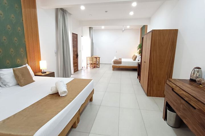 Room 27 of 60