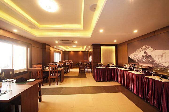 Dining 74 of 121
