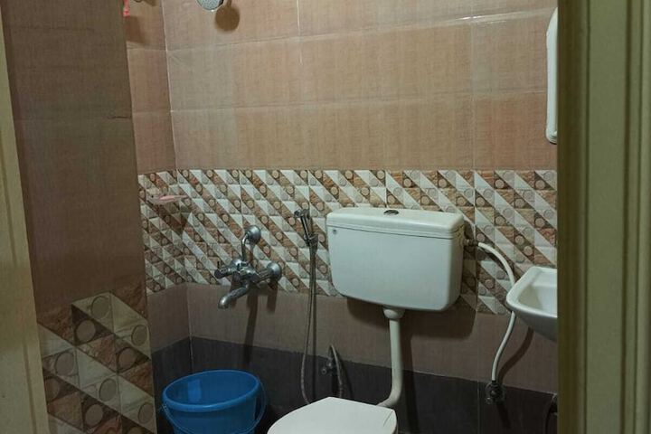 Room 18 of 24