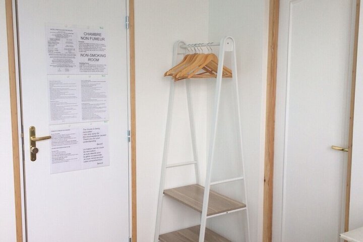 Room 25 of 34