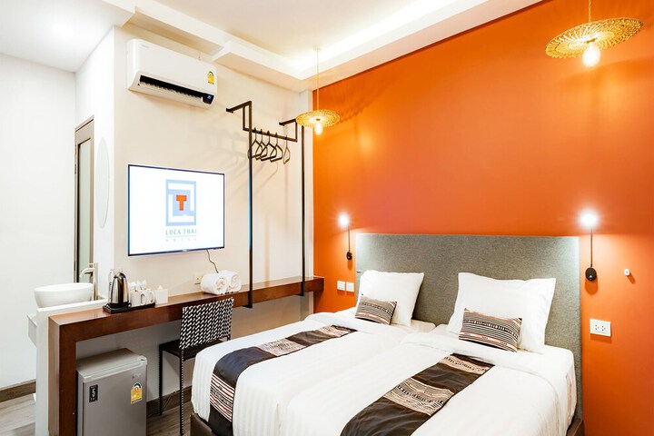 Room 30 of 117