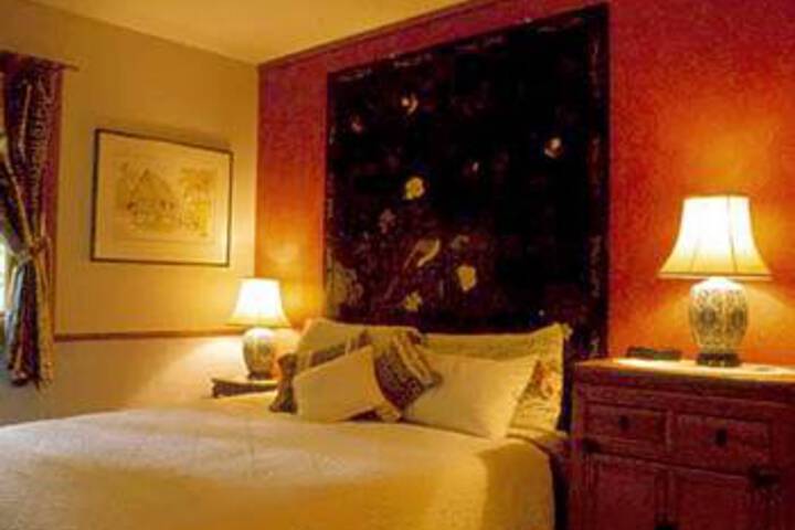 Room 10 of 23