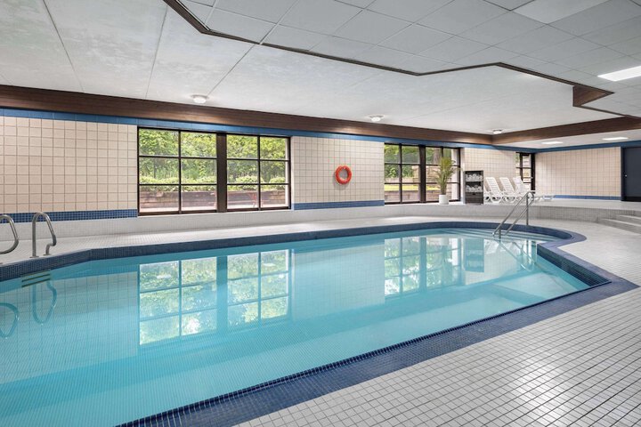 Pool 41 of 53
