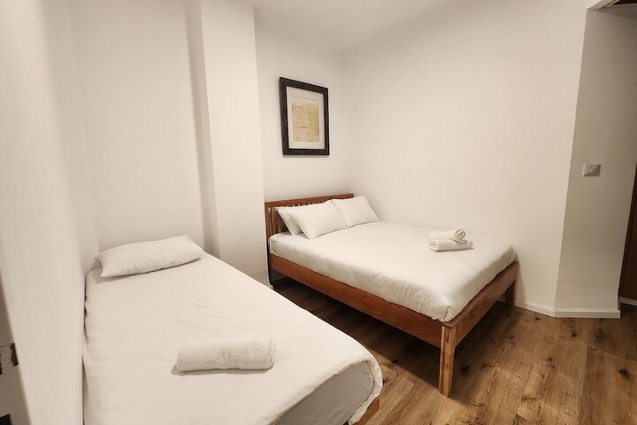 Room 30 of 141