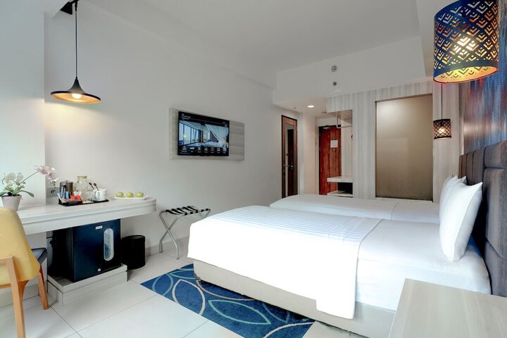 Room 17 of 63