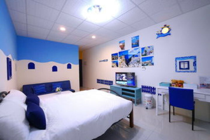 Room 28 of 48