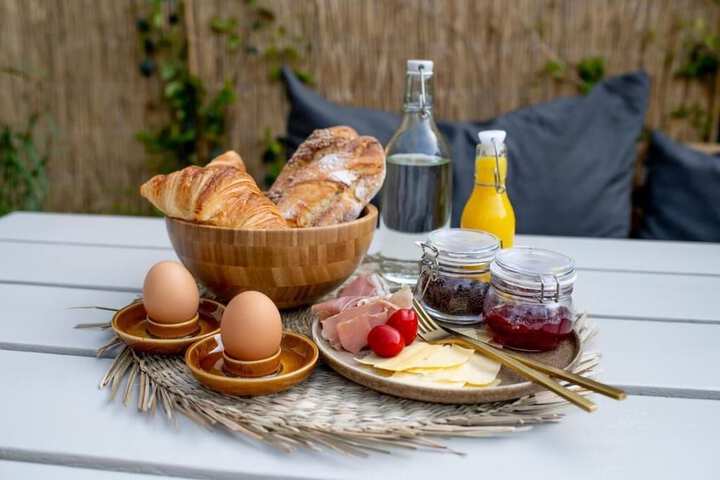 Breakfast/Coffee Service 33 of 42