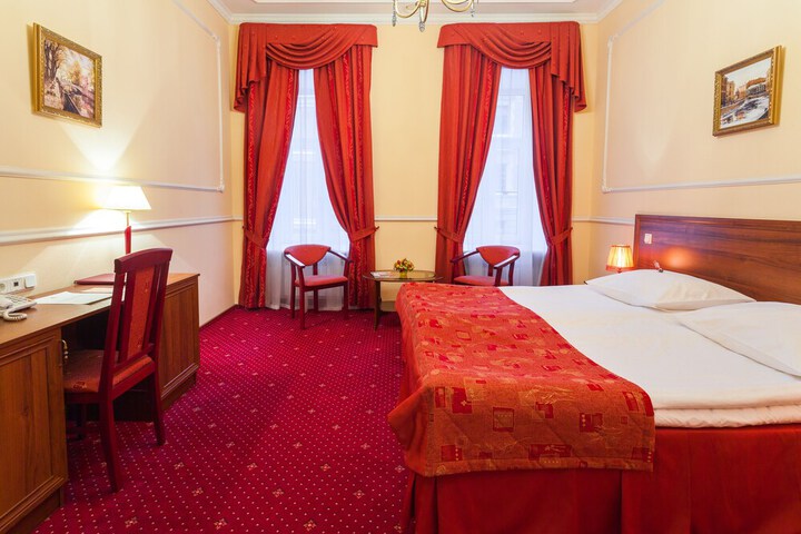 Room 5 of 23
