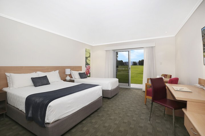 Room 5 of 36
