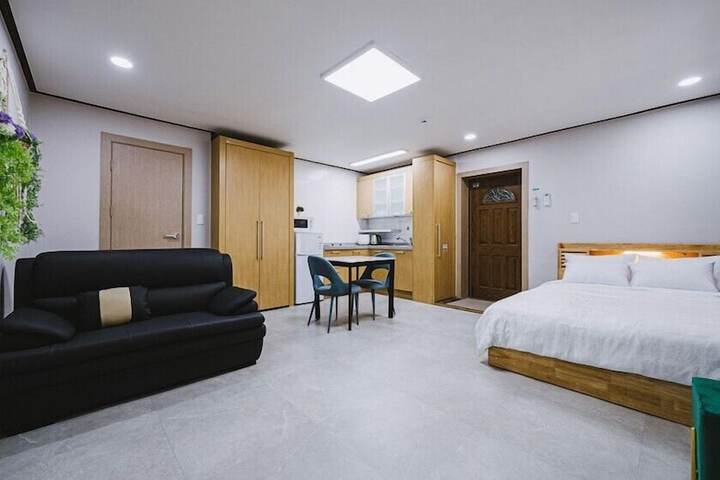 Room 91 of 120
