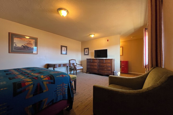 Room 16 of 96